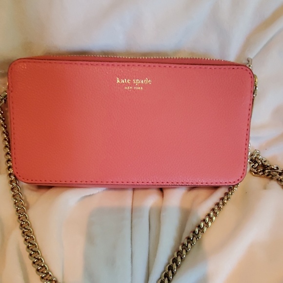 Kate Spade Crossbody.. - Picture 2 of 6